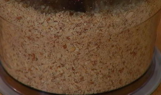 пахлава со сливами и лавандой