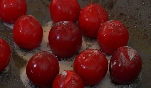 пахлава со сливами и лавандой