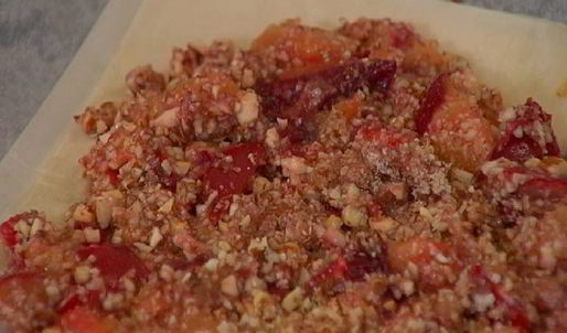 пахлава со сливами и лавандой