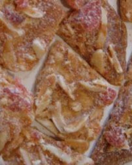 Рецепт хрустящего печенья с миндалем и сушеной вишней