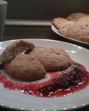 Печенье с брусникой