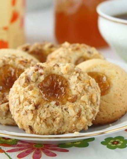 Рецепт печенья с орехами и джемом