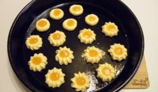 песочное печенье с вареньем