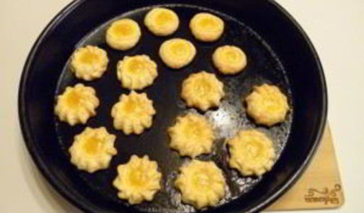 песочное печенье с вареньем