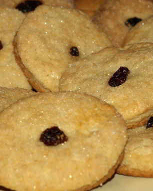 Рождественское творожное печенье с изюмом