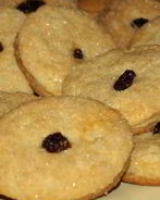 Рождественское творожное печенье с изюмом