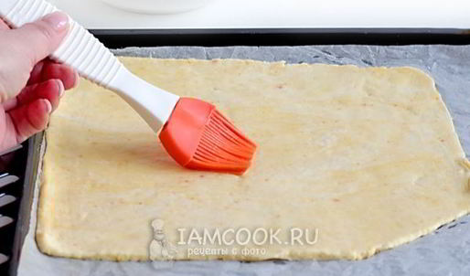 слоеное печенье в сахаре