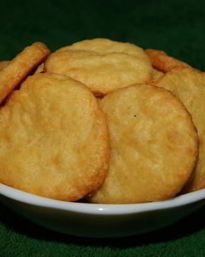 Сырные крекеры