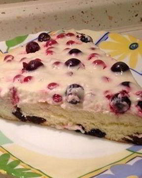 Быстрый пирог с яблоками и курагой