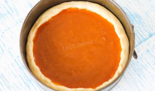 дрожжевой открытый пирог