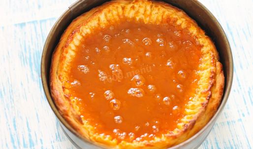 дрожжевой открытый пирог