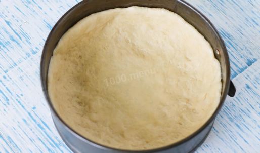 дрожжевой открытый пирог