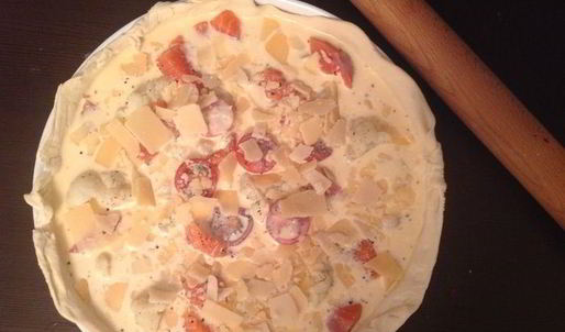 киш с семгой и цветной капустой