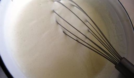 клубничный пирог со сметаной