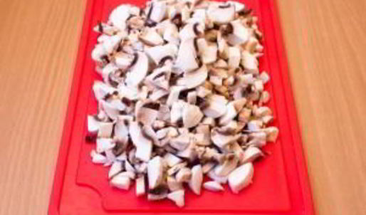 лоранский пирог с курицей, грибами и брокколи