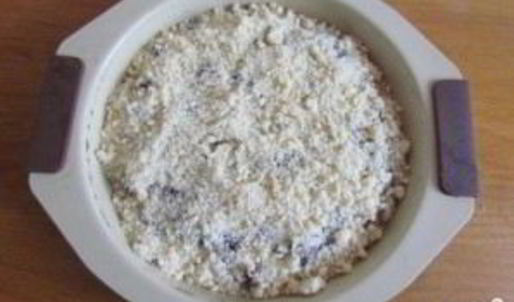 пирог с грушевым вареньем