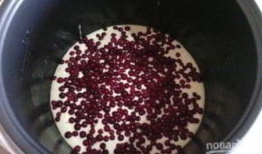 пирог с красной смородиной