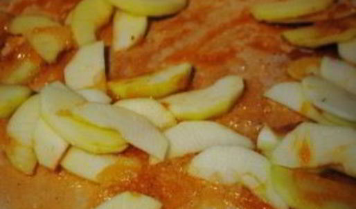 пирог с яблоками в мультиварке