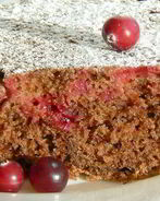 Шоколадный пирог с клюквой