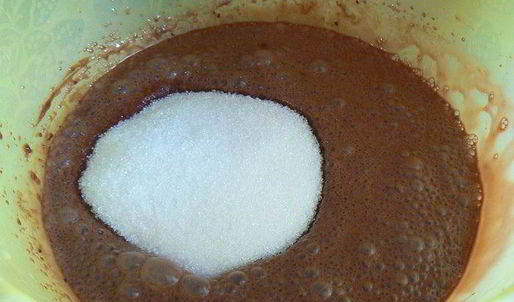 шоколадный пирог с клюквой