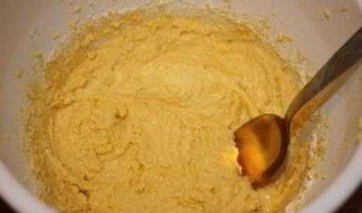 сливово-миндальный пирог