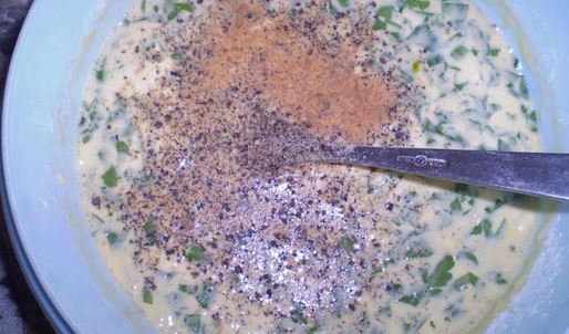 томатный киш с ветчиной и брынзой