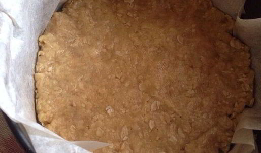 яблочно-овсяный пирог