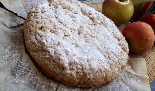 яблочно-овсяный пирог