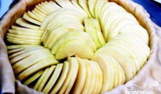 яблочный пирог с сахарной глазурью