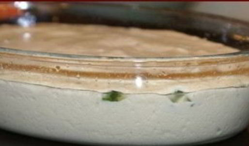 заливной пирог с зеленым луком и яйцом