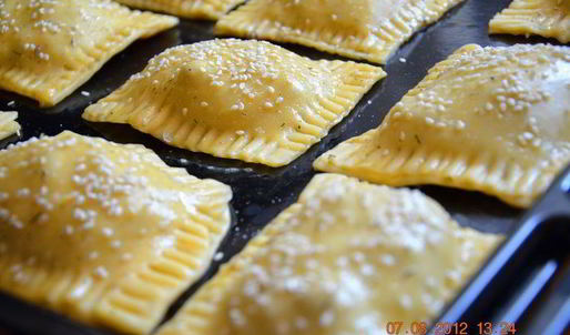 греческие пирожки с потрошками