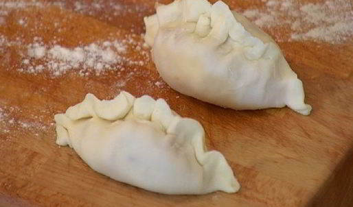 хрустящие пирожки с мясом