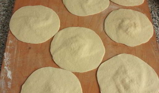 китайские пирожки с лососем