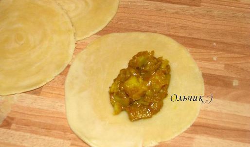 малазийские слоеные пирожки