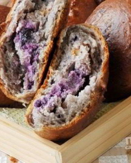 Рецепт пирожков с черникой на кефире