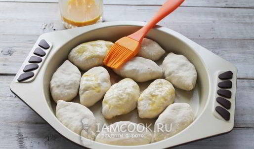 пирожки с грибами и яйцом