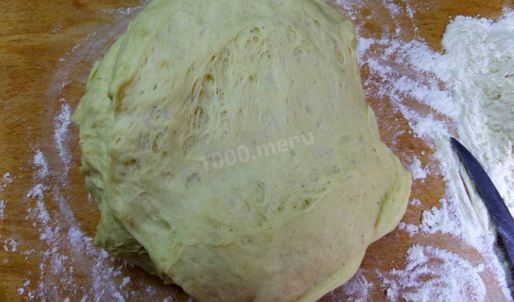 пирожки с изюмом