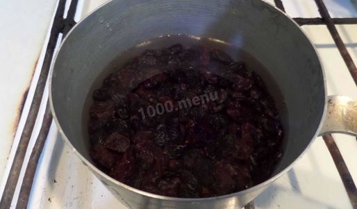 пирожки с изюмом