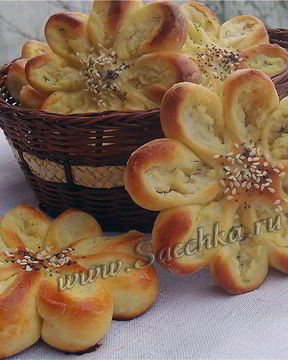 Пирожки с картошкой Цветы