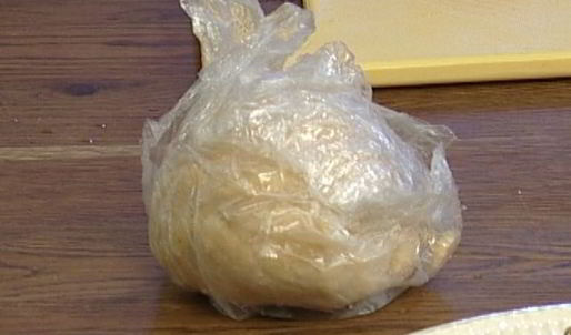 пирожки с помидорами