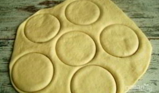 пирожки с рисом из дрожжевого теста