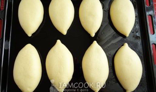 пирожки с солеными грибами