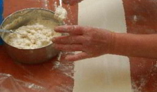 пирожки с сыром и медом