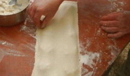 пирожки с сыром и медом