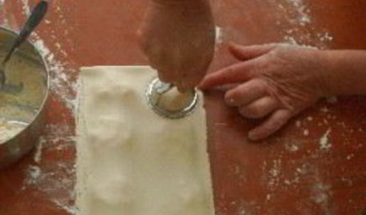 пирожки с сыром и медом