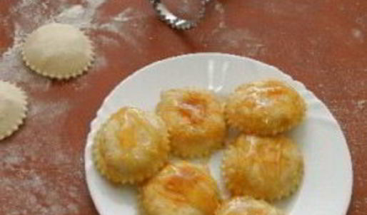 пирожки с сыром и медом