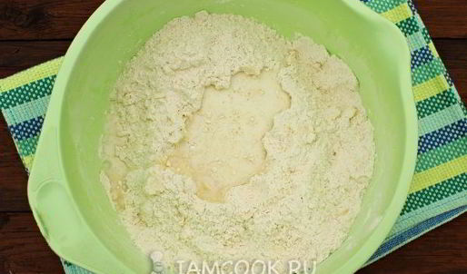 пирожки с яблочным повидлом