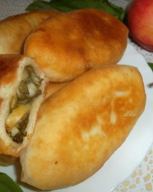 Пирожки со щавелем и яблоками