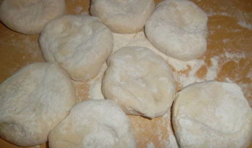 пирожки со щавелем и яблоками