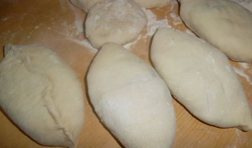 пирожки со щавелем и яблоками